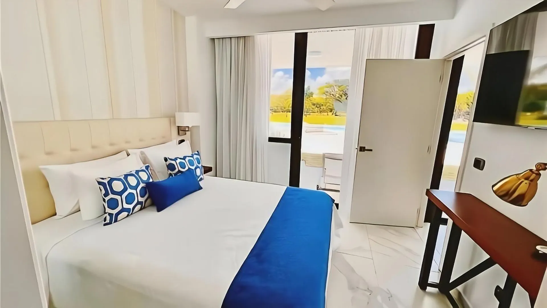 Hermoso Apartamento Cana Rock Star Acceso Directo A La Piscina C-105, C-106, B-102 Y B-104 プンタ・カナ アパート